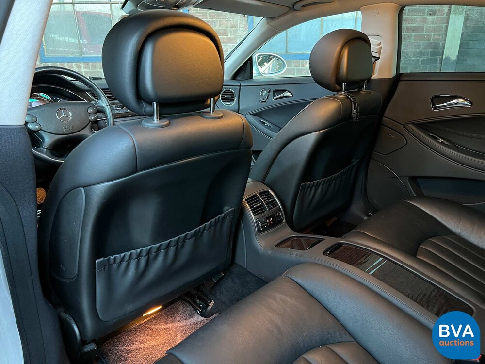 Mercedes-Benz CLS350 CLS-Klasse 272 PS 2006, L-146-ZN.