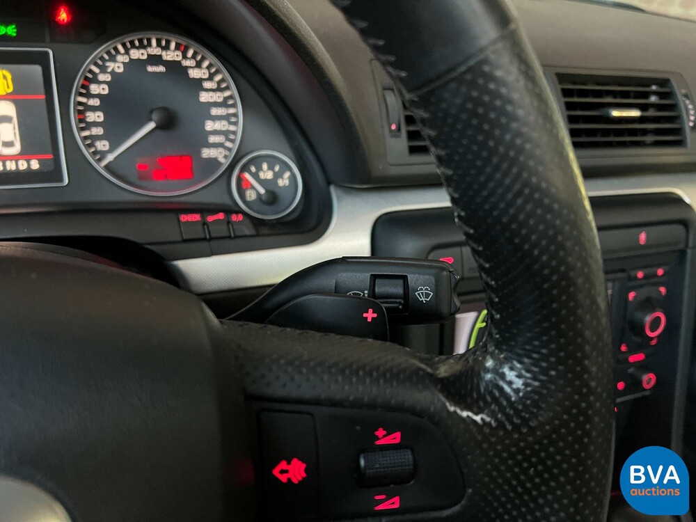 Audi S44.2 V8 Quattro ProLine 344PS 2005 -Org. NL-, 97-RB-XH.