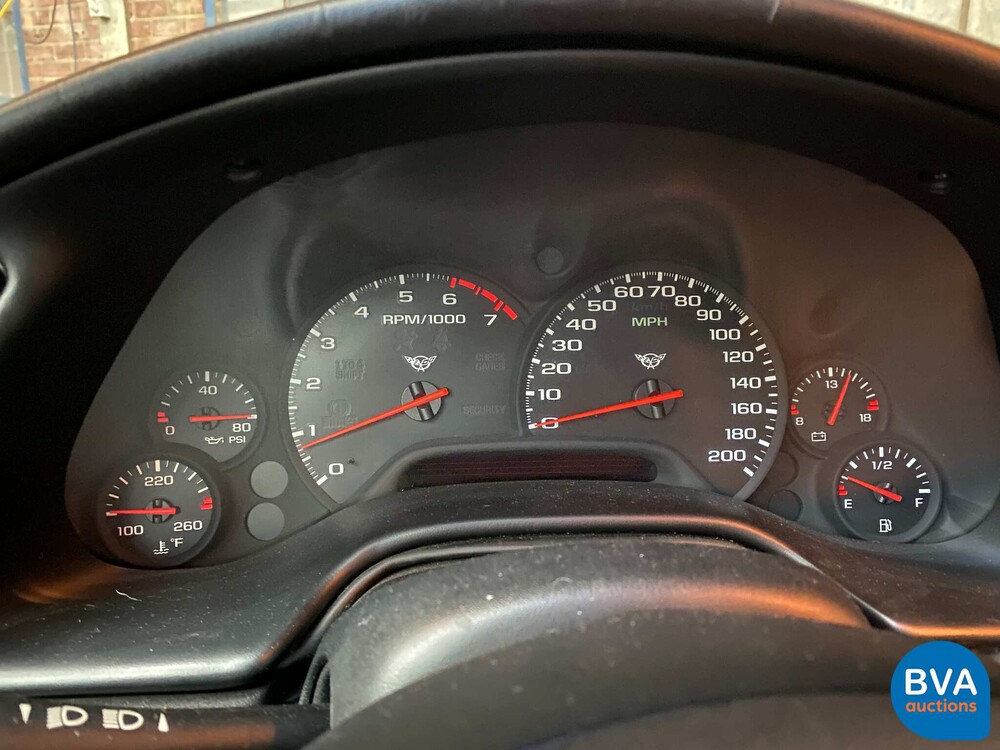 Chevrolet Corvette C55.7 V8 Targa 350 PS 2000.