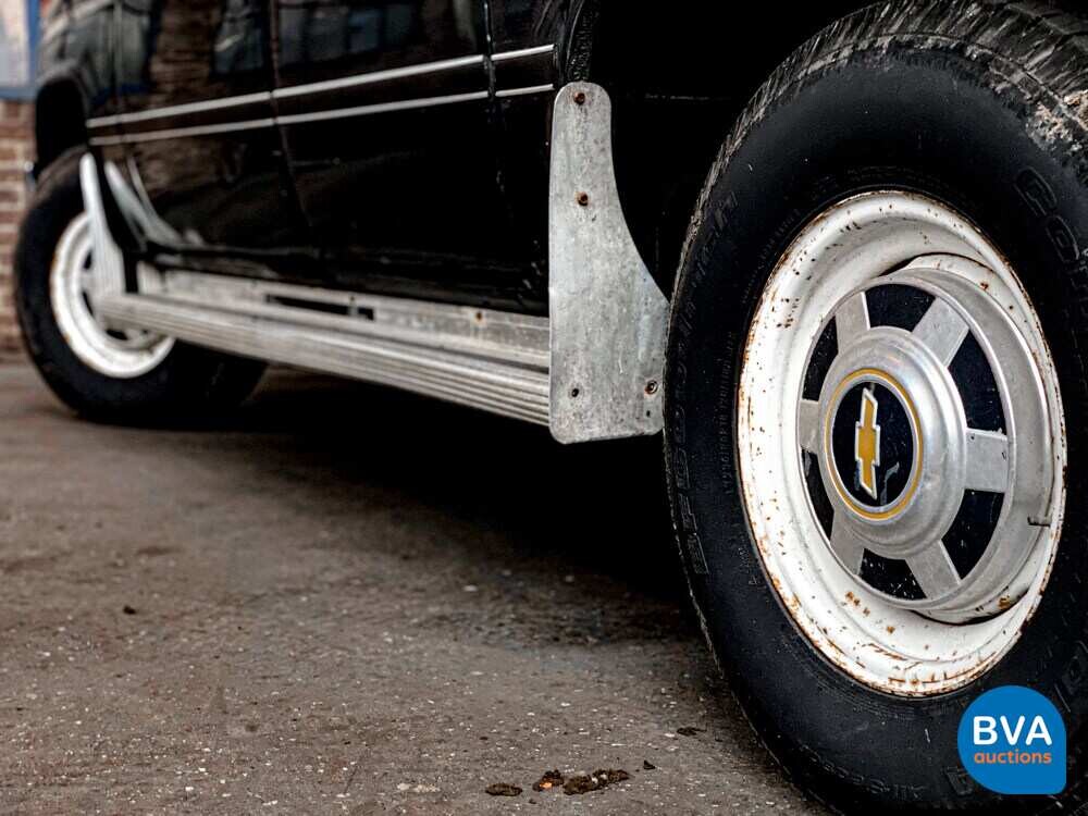 Chevrolet Suburban C2500 180hp 1985.