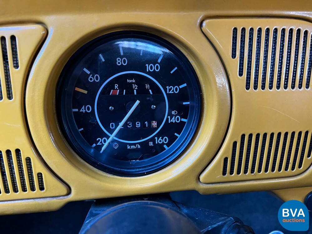 Volkswagen Beetle 1200S Semi-Automatic 1600cc 50hp 1976, 56-JA-87.