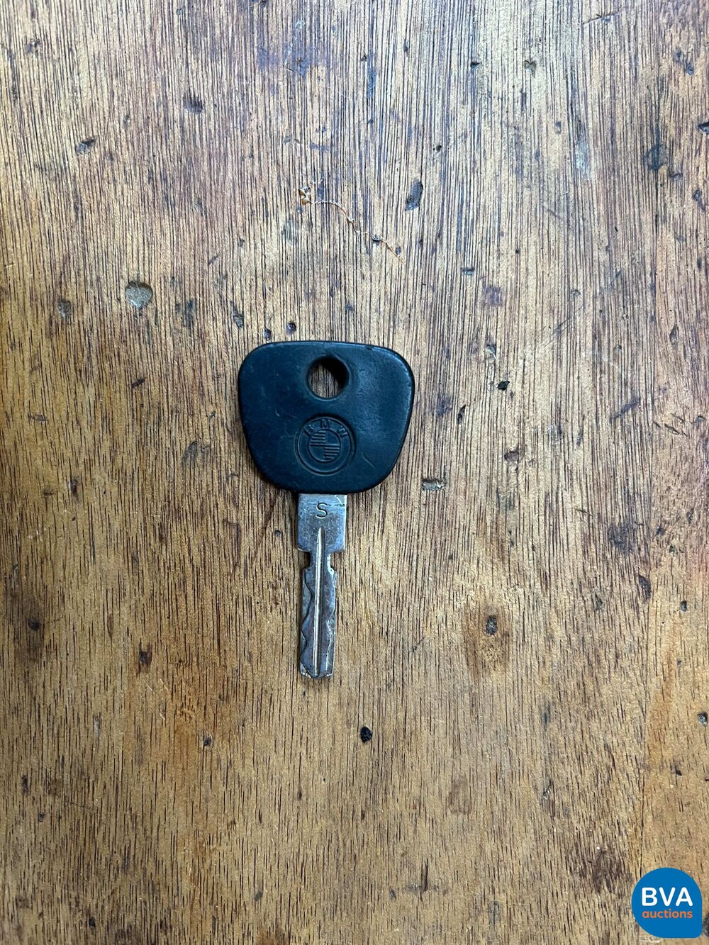 BMW 520i Sedan E34 5-Series 1989, TZ-69-DF.