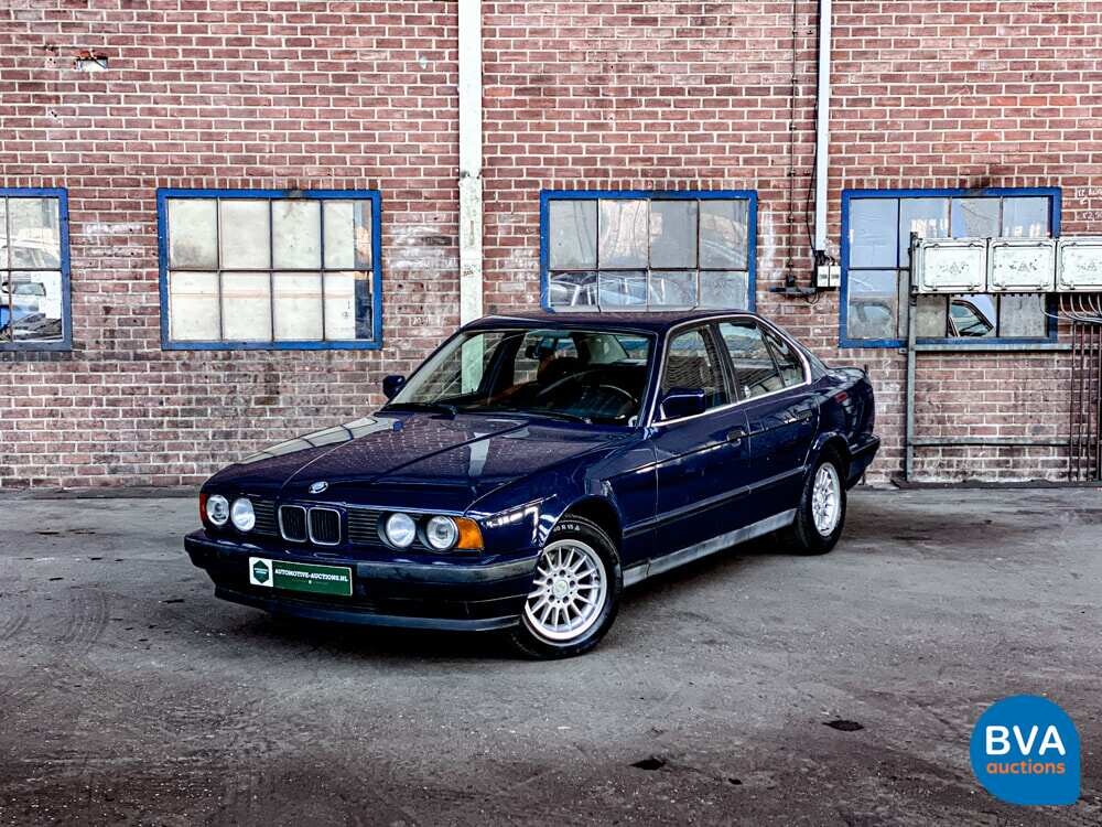 BMW 520i Sedan E34 5-Series 1989, TZ-69-DF.