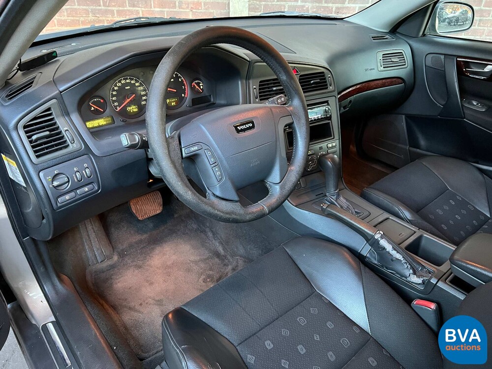 Volvo V70 2.4 Comfortline 7Personen 140PS 2001 -Org. NL-,10-HB-JN.