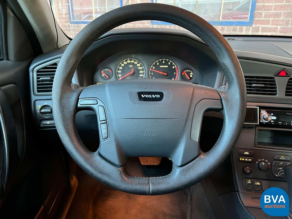 Volvo V70 2.4 Comfortline 7Personen 140PS 2001 -Org. NL-,10-HB-JN.