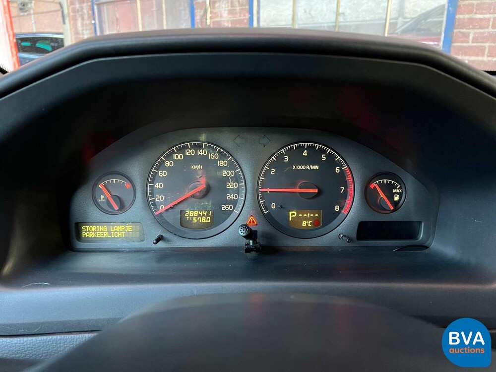 Volvo V70 2.4 Comfortline 7Personen 140PS 2001 -Org. NL-,10-HB-JN.