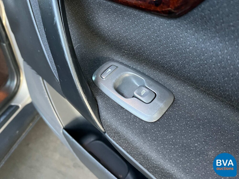 Volvo V70 2.4 Comfortline 7Personen 140PS 2001 -Org. NL-,10-HB-JN.