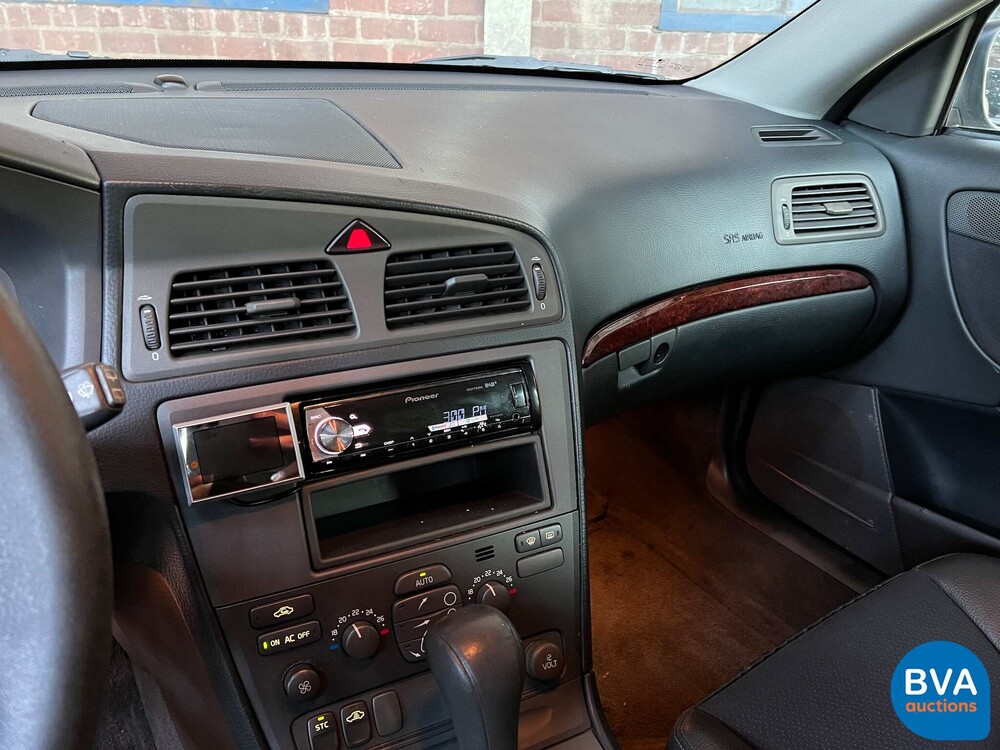 Volvo V70 2.4 Comfortline 7Personen 140PS 2001 -Org. NL-,10-HB-JN.