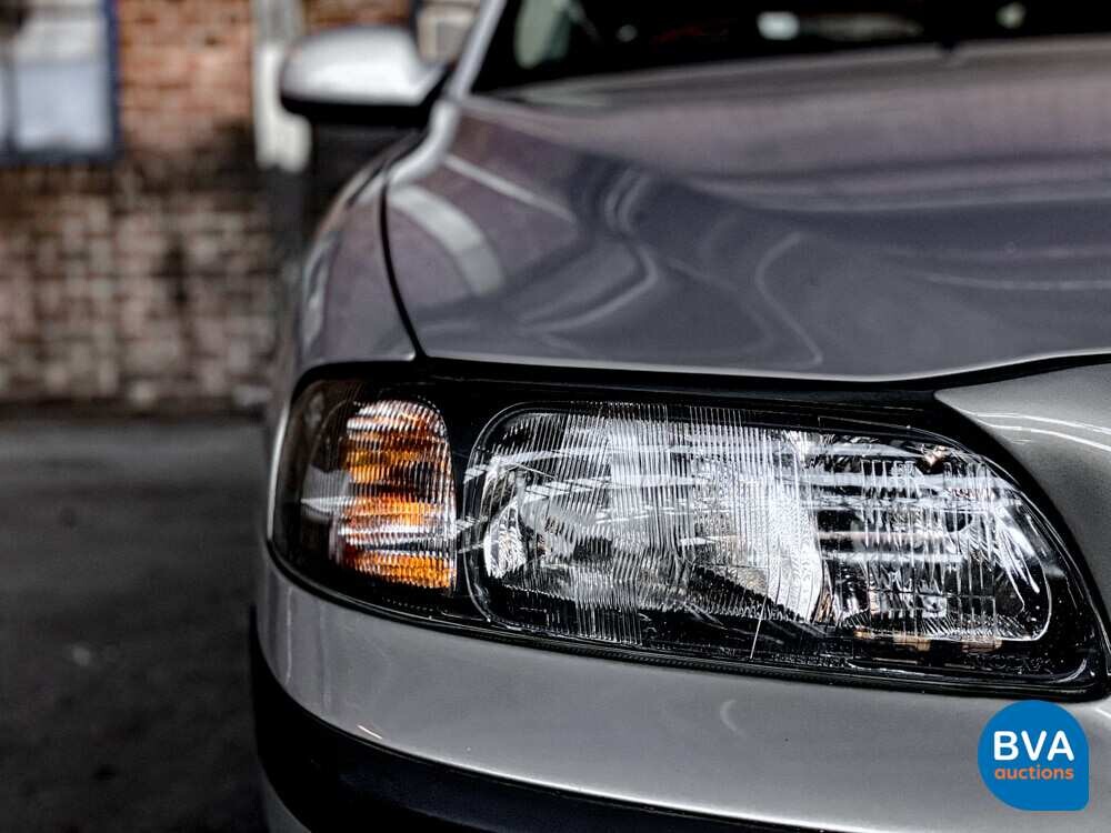 Volvo V70 2.4 Comfortline 7Personen 140PS 2001 -Org. NL-,10-HB-JN.