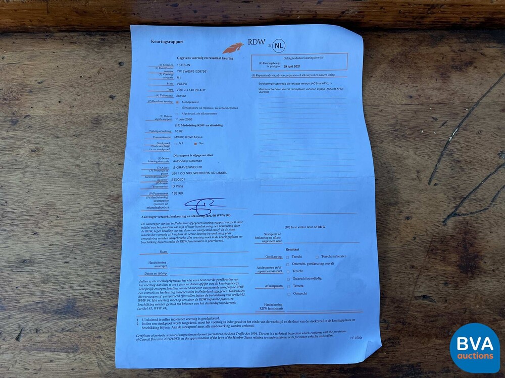 Volvo V70 2.4 Comfortline 7Personen 140PS 2001 -Org. NL-,10-HB-JN.