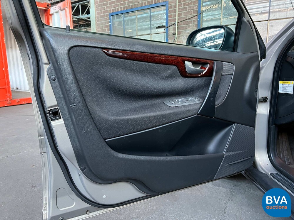 Volvo V70 2.4 Comfortline 7Personen 140PS 2001 -Org. NL-,10-HB-JN.