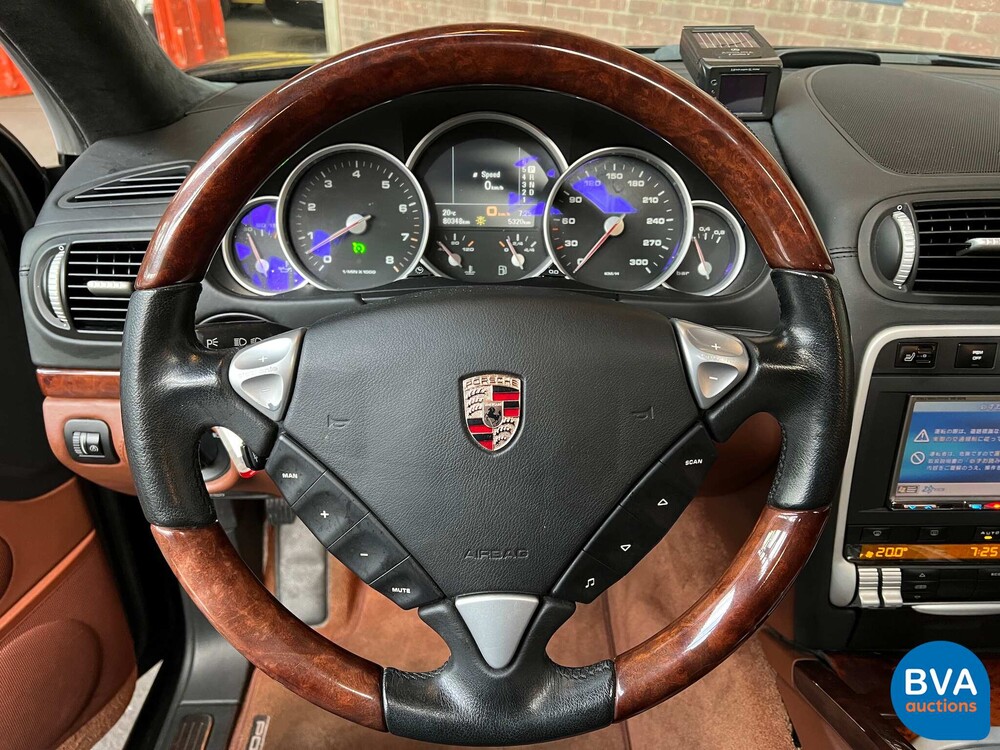 Porsche Cayenne Turbo 4.8 V8 500 PS 2007.