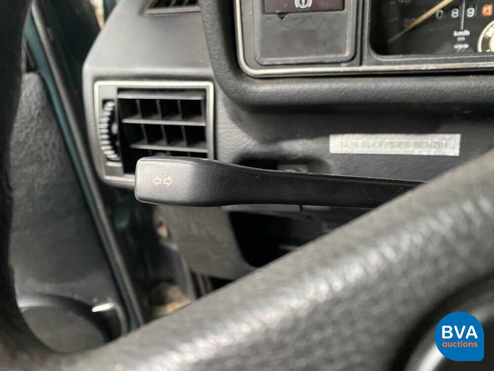 Volkswagen Golf 1 Hatchback 1983, 46-XG-BZ.