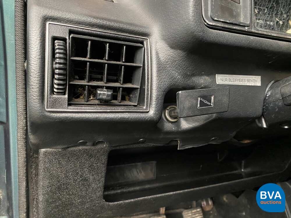 Volkswagen Golf 1 Hatchback 1983, 46-XG-BZ.