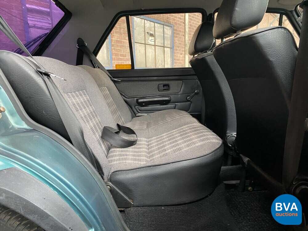 Volkswagen Golf 1 Hatchback 1983, 46-XG-BZ.