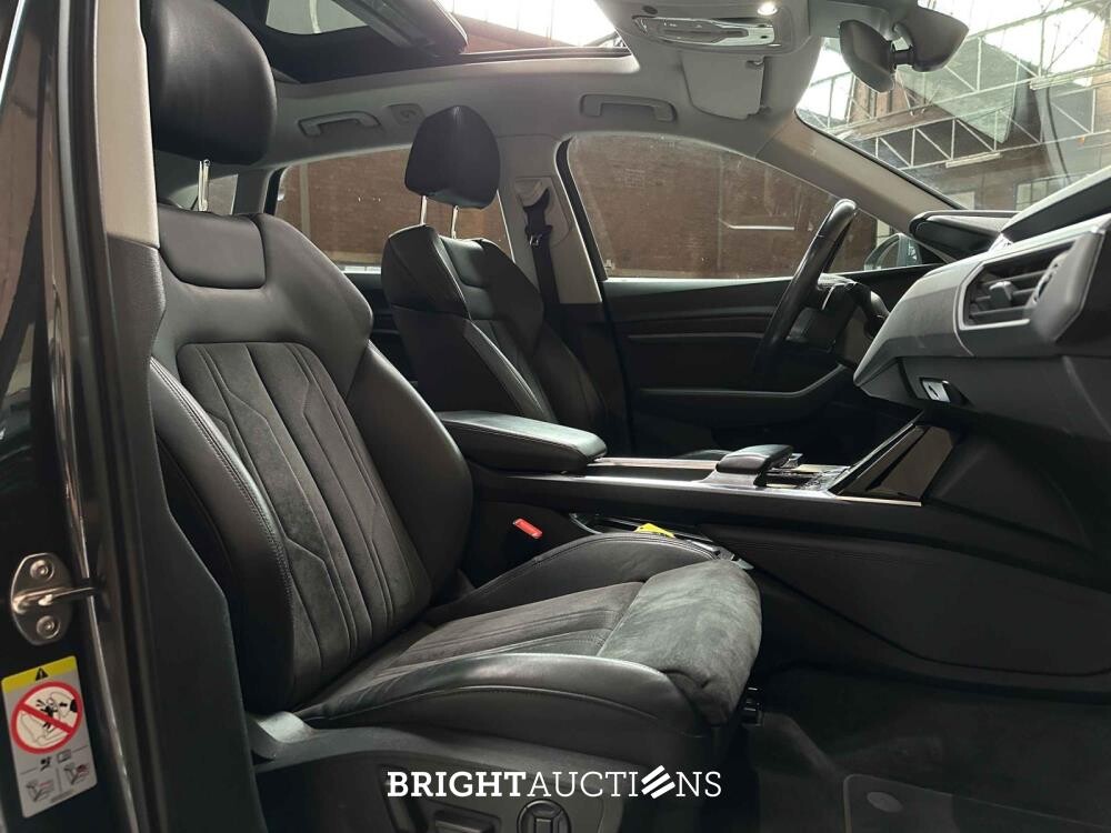 Audi e-tron 55 Quattro Business Edition Plus 95 kWh 408pk 2020 (Origineel-NL + 1e Eigenaar), K-881-DG
