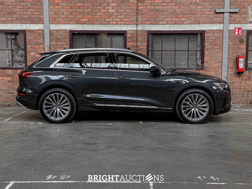 Audi e-tron 55 Quattro Business Edition Plus 95 kWh 408pk 2020 (Origineel-NL + 1e Eigenaar), K-881-DG