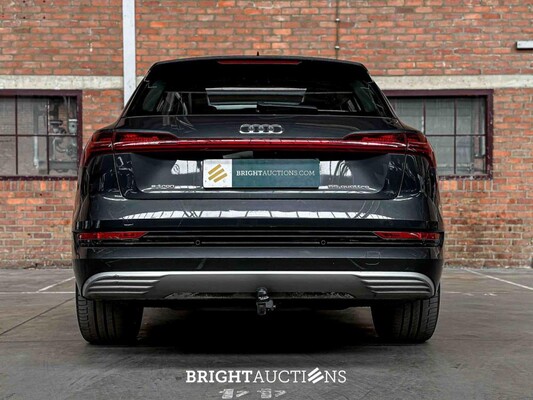 Audi e-tron 55 Quattro Business Edition Plus 95 kWh 408pk 2020 (Origineel-NL + 1e Eigenaar), K-881-DG