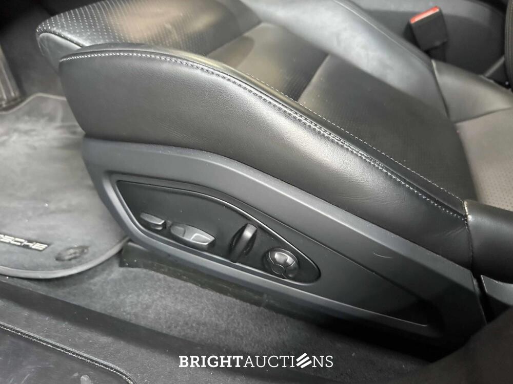 Porsche Taycan Cross Turismo 4 93 kWh Sport-Chrono 476hp 2021, P-434-JF