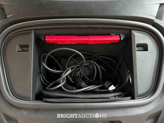 Porsche Taycan Cross Turismo 4 93 kWh Sport-Chrono 476hp 2021, P-434-JF