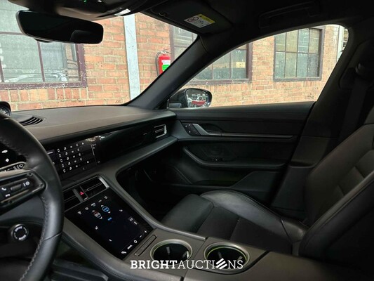 Porsche Taycan Cross Turismo 4 93 kWh Sport-Chrono 476hp 2021, P-434-JF