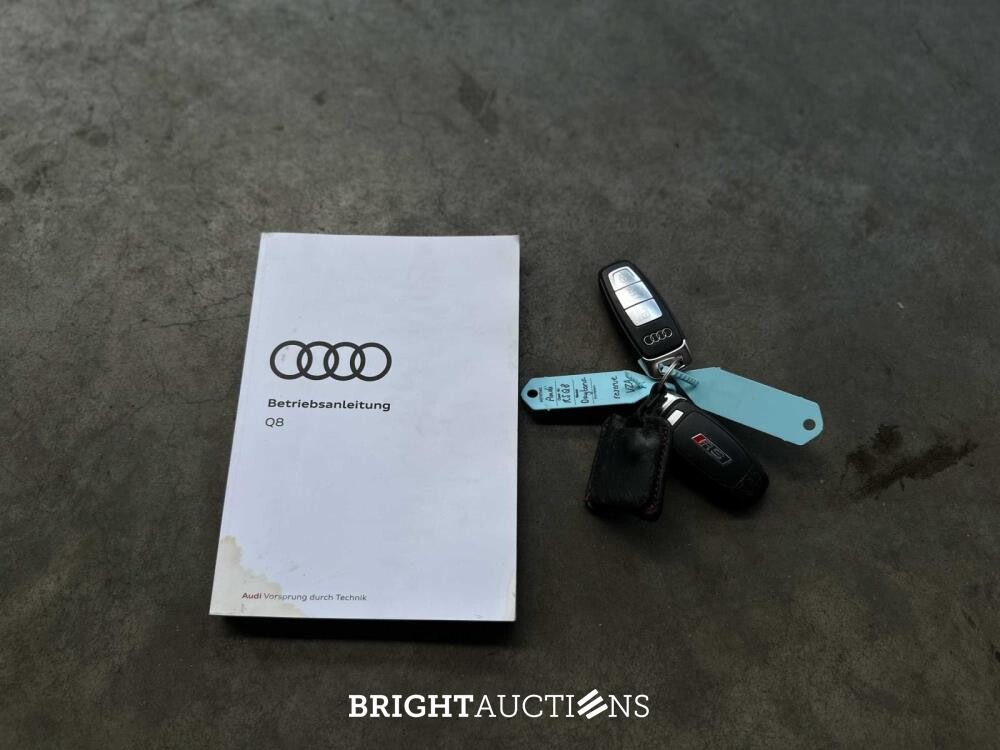 Audi RSQ8 4.0 TFSI V8 Quattro 600pk 2021, P-852-PZ