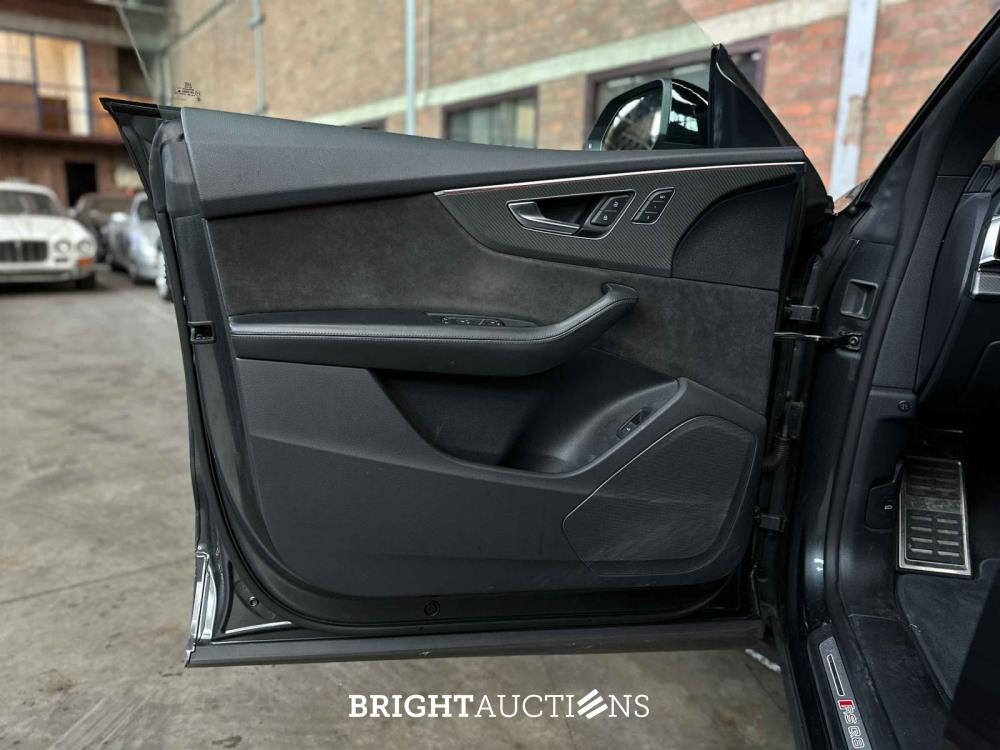 Audi RSQ8 4.0 TFSI V8 Quattro 600pk 2021, P-852-PZ