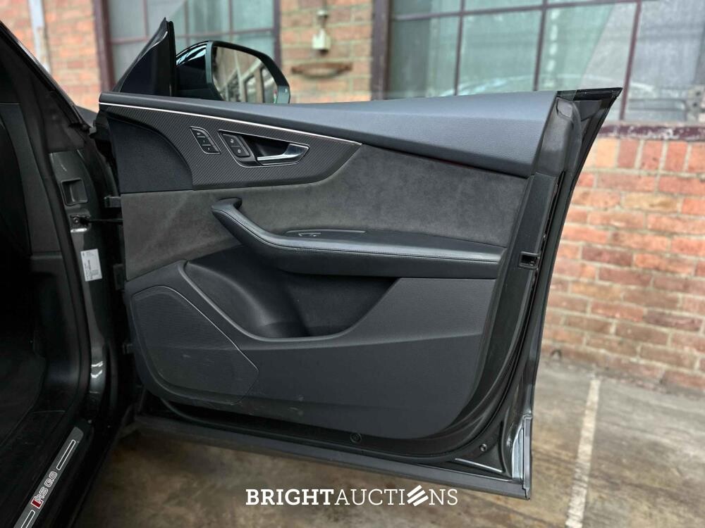 Audi RSQ8 4.0 TFSI V8 Quattro 600pk 2021, P-852-PZ