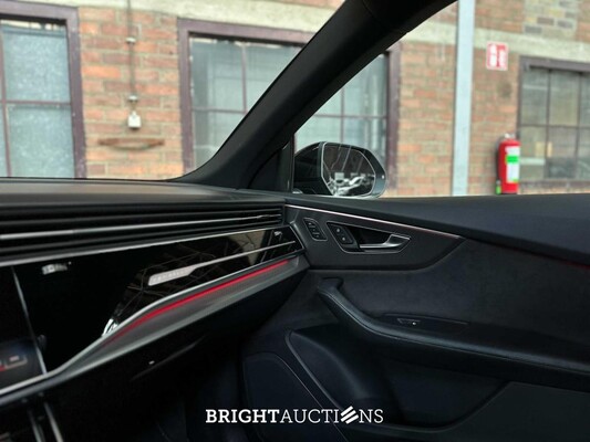 Audi RSQ8 4.0 TFSI V8 Quattro 600pk 2021, P-852-PZ