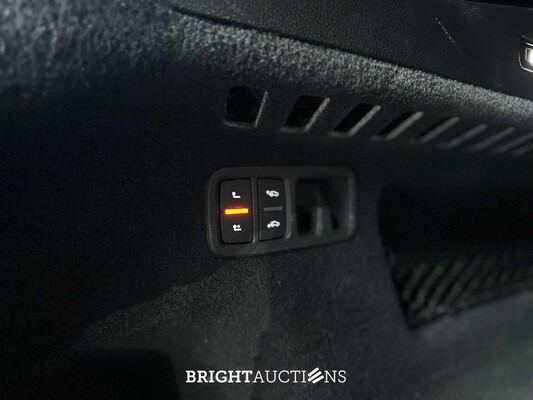 Audi RSQ8 4.0 TFSI V8 Quattro 600pk 2021, P-852-PZ
