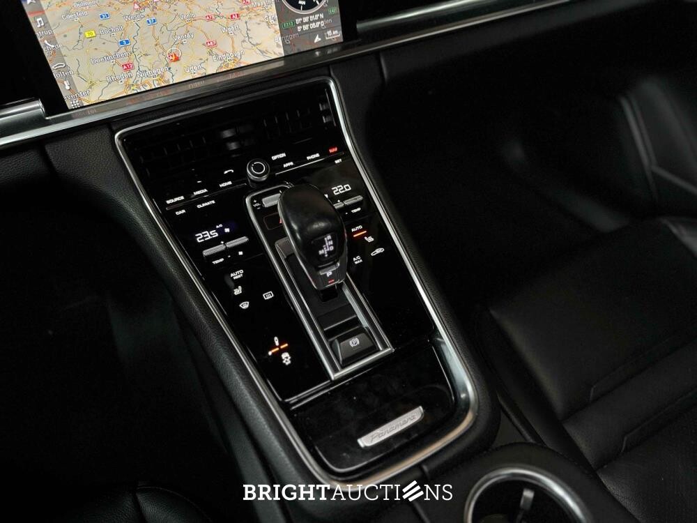 Porsche Panamera Sport Turismo 4 3.0 V6 Sport-Chrono 330pk 2017, H-920-FF