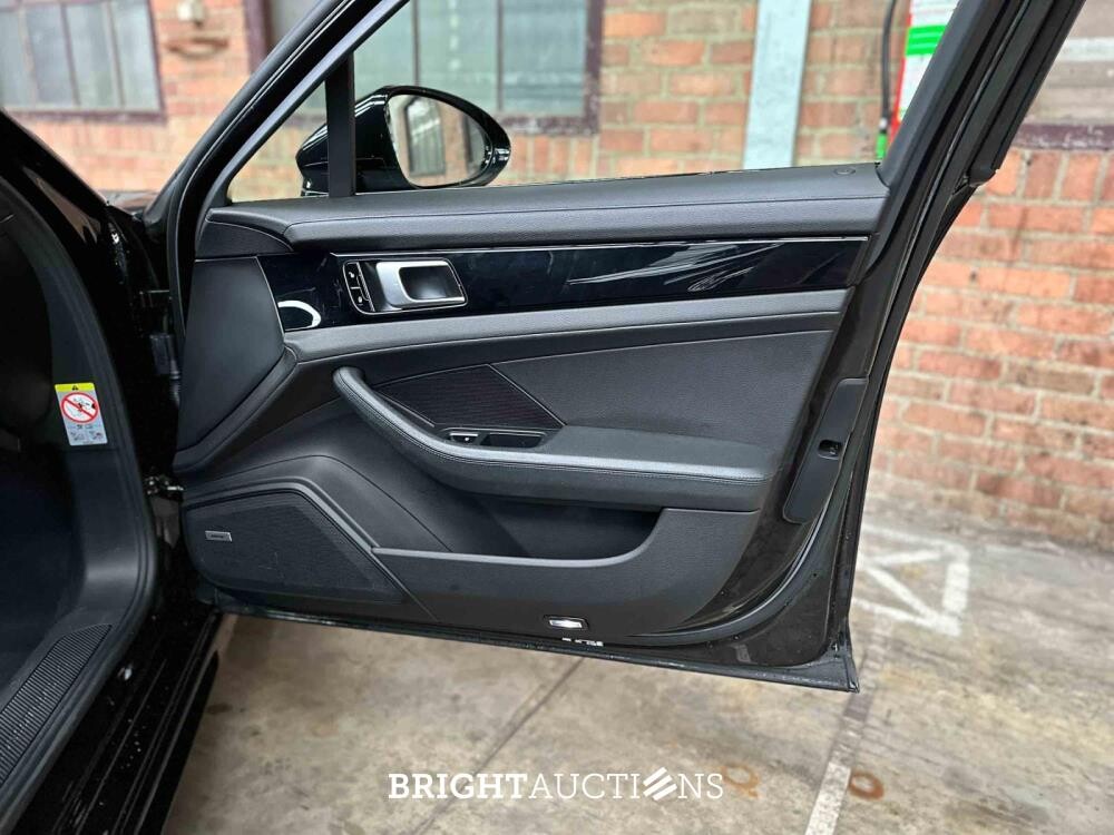 Porsche Panamera Sport Turismo 4 3.0 V6 Sport-Chrono 330pk 2017, H-920-FF