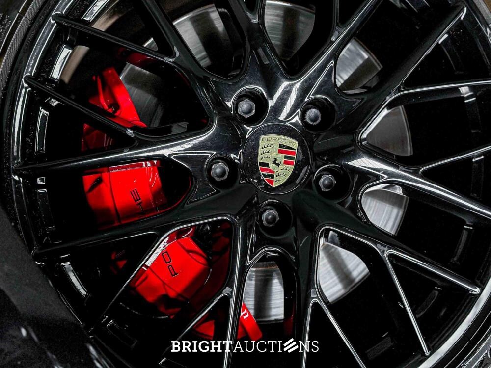 Porsche Panamera Sport Turismo 4 3.0 V6 Sport-Chrono 330pk 2017, H-920-FF