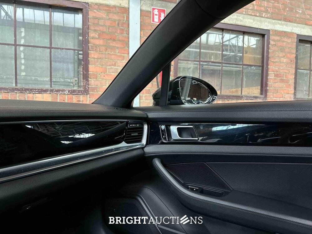 Porsche Panamera Sport Turismo 4 3.0 V6 Sport-Chrono 330pk 2017, H-920-FF