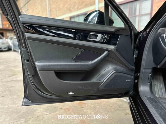 Porsche Panamera Sport Turismo 4 3.0 V6 Sport-Chrono 330pk 2017, H-920-FF