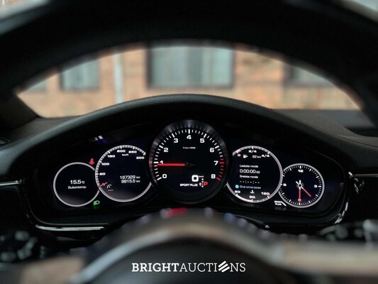 Porsche Panamera Sport Turismo 4 3.0 V6 Sport-Chrono 330pk 2017, H-920-FF