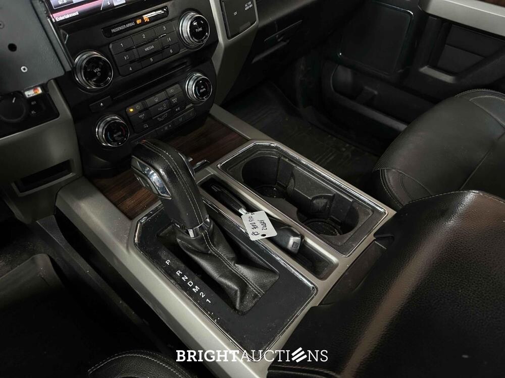 Ford 150 3.5 V6 Ecoboost SuperCab 370pk 2017 (Origineel-NL + 1e Eigenaar), V-026-GZ