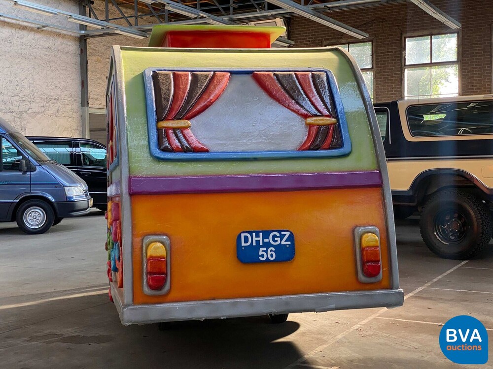 Caravan Carnival Car Trailer.