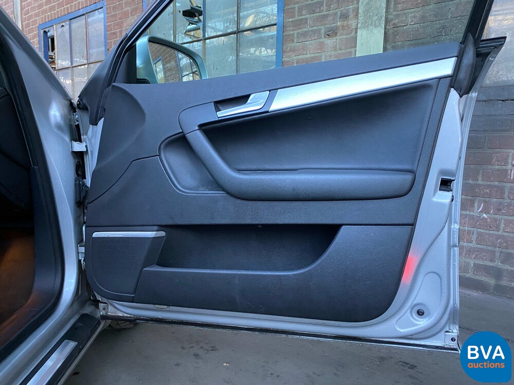 Audi A3 3.2 Sportback Quattro Ambition 250hp 2005, 18-GBP-5.