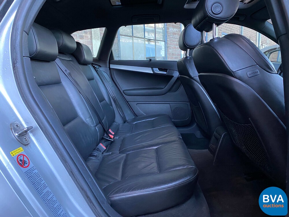 Audi A3 3.2 Sportback Quattro Ambition 250hp 2005, 18-GBP-5.