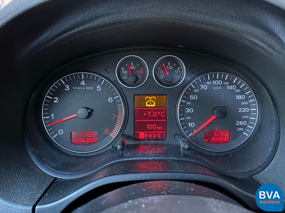 Audi A3 3.2 Sportback Quattro Ambition 250hp 2005, 18-GBP-5.