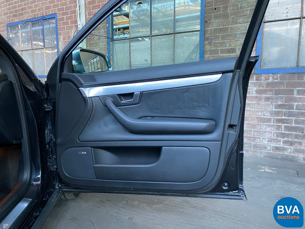 Audi S4 Avant 4.2 V8 Quattro Pro-Line 344hp 2004, JZ-897-D.