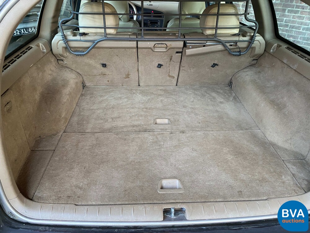Volvo V70 2.4 AWD Comfort Line 200pk 2001, 22-HNZ-2