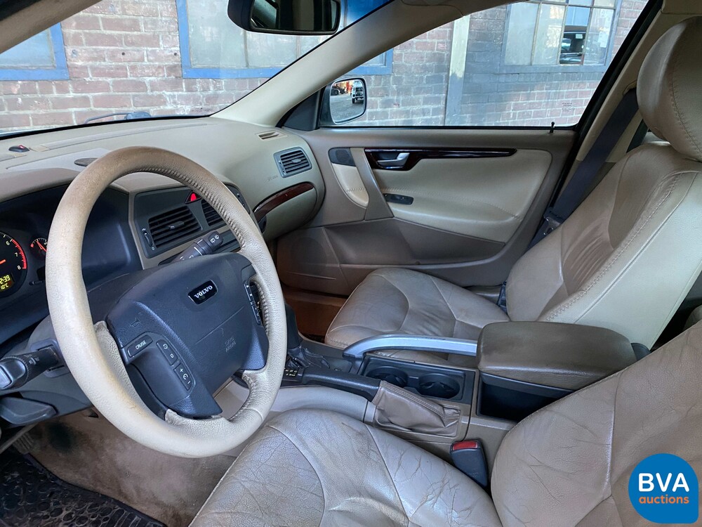 Volvo V70 2.4 AWD Comfort Line 200pk 2001, 22-HNZ-2