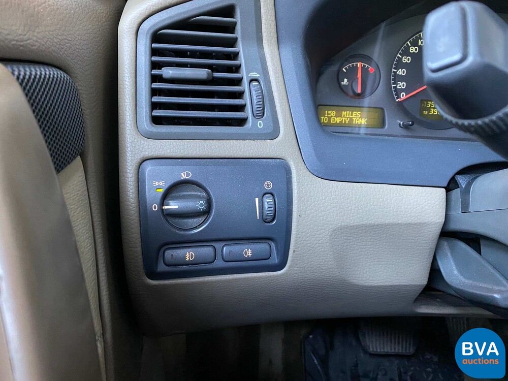 Volvo V70 2.4 AWD Comfort Line 200pk 2001, 22-HNZ-2