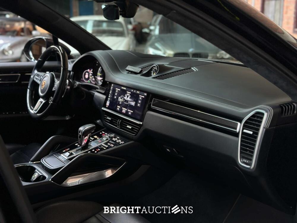 Porsche Cayenne Coupe Turbo S E-Hybrid 4.0 V8 -TECHART CARBON- 680pk 2020 (Origineel-NL), J-707-RT