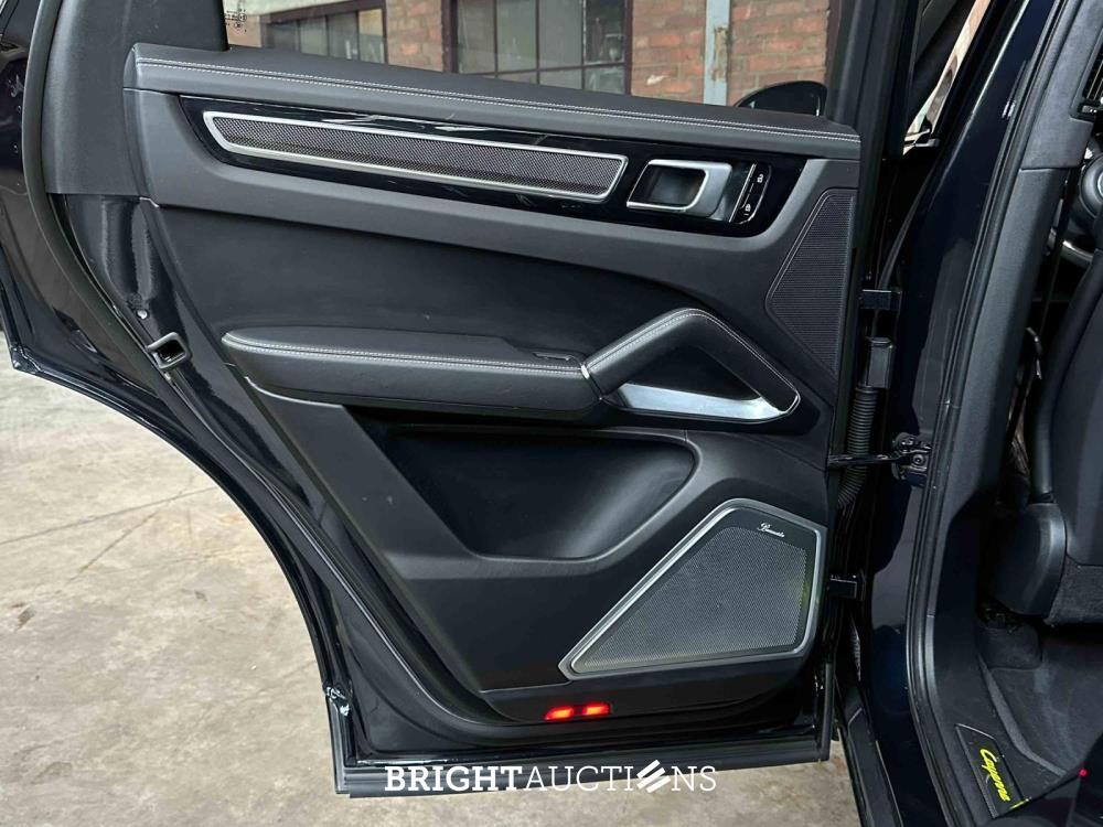 Porsche Cayenne Coupe Turbo S E-Hybrid 4.0 V8 -TECHART CARBON- 680pk 2020 (Origineel-NL), J-707-RT