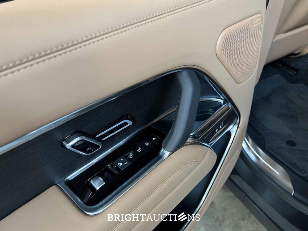 Land Rover Range Rover P460e HSE AWD 460pk 2025 -MY26- (Origineel-NL) Plug-In Hybrid, HSF-72-F Fabrieksgarantie