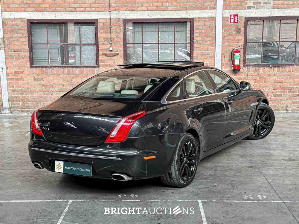 Jaguar XJ L 5.0 V8 LWB Portfolio 385pk 2011 MY