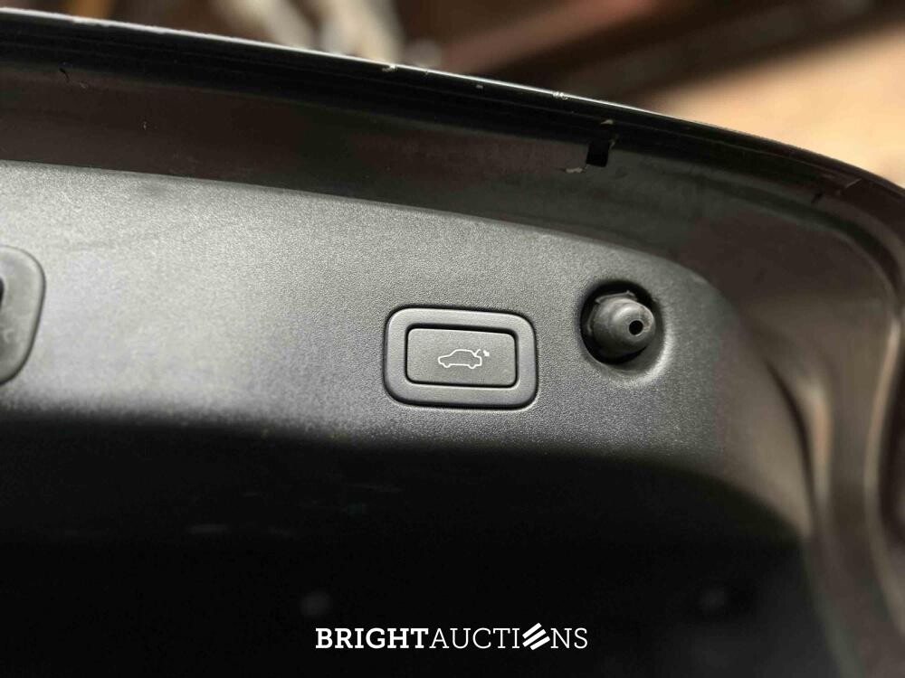 Jaguar XJ L 5.0 V8 LWB Portfolio 385pk 2011 MY